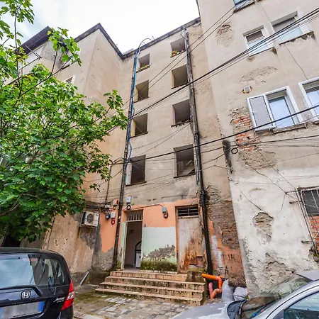2bdr Condo-5min Walk From New Bazaar 公寓 *
